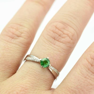 Zásnubný prsteň na mieru