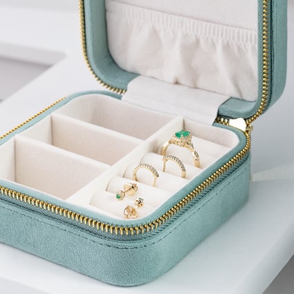 Stredná zelená cestovná šperkovnica Stegall