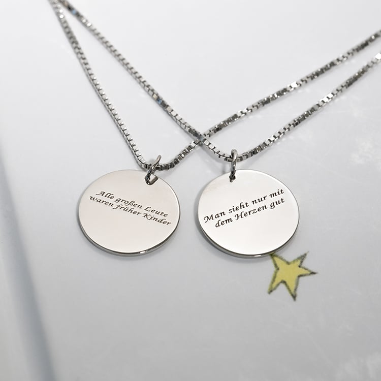 Stříbrný prívesok s princom, liškou a gravírom vašej voľby Exupéry 122628