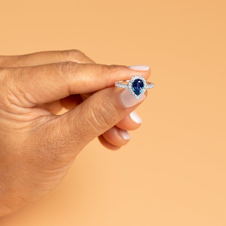 Zlatý halo prsteň s pear lab-grown alexandritom a diamantmi Randy 136574