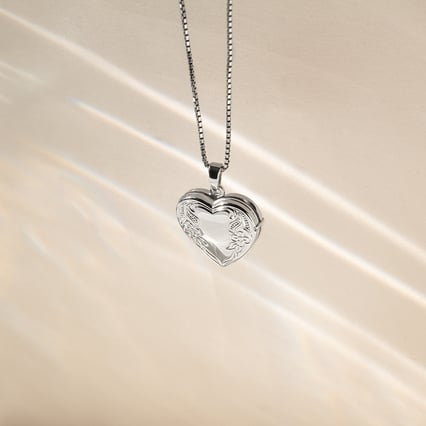 Strieborný otvárací medailón srdca Cordis