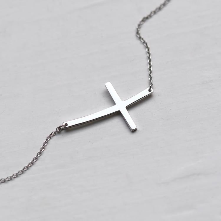 Krížik v zlatom náhrdelníku 51445