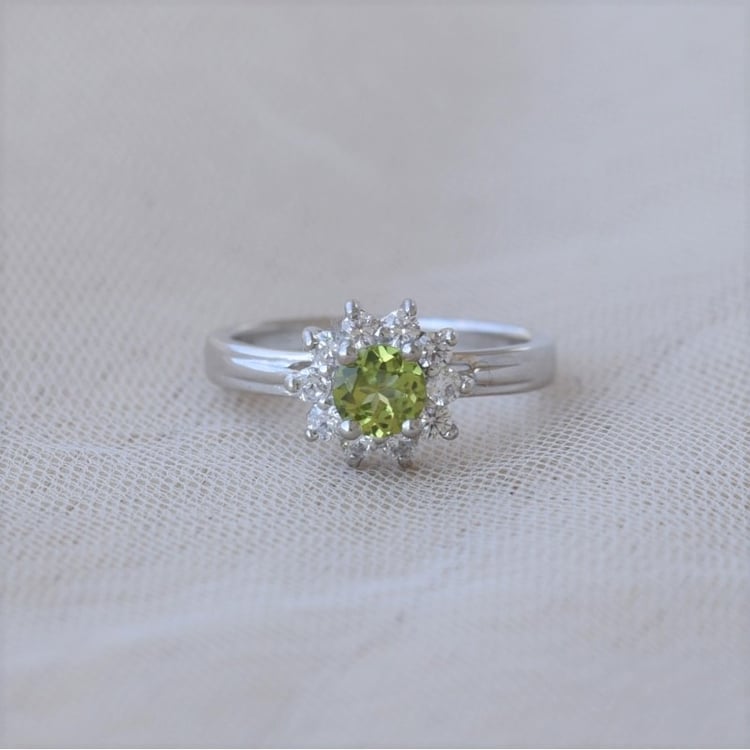 Prsteň s olivínom 65860