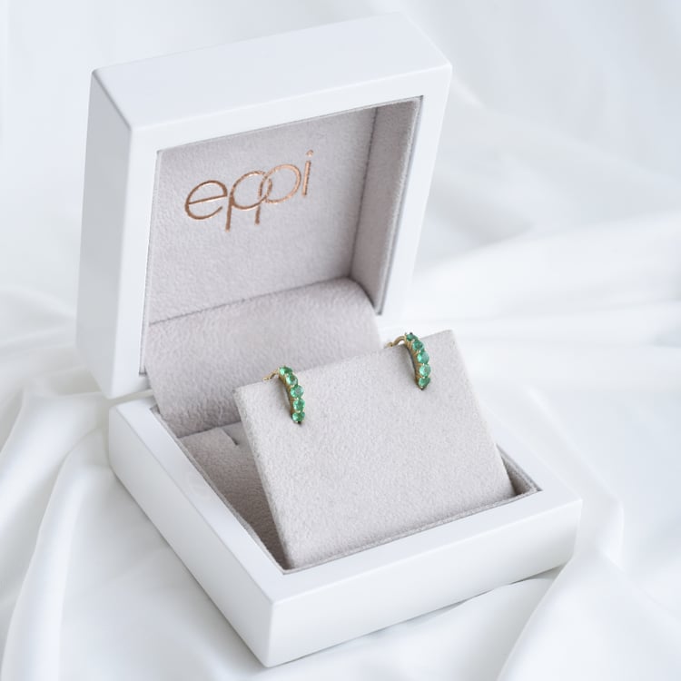 Smaragdové náušnice zo žltého zlata 85821