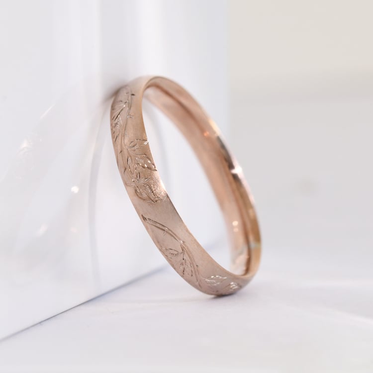 Svadobné obrúčky s ručnou rytinou ruží Yazmin 118179