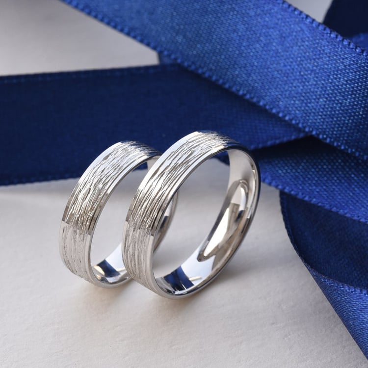 zlaté snubné prstene 76716