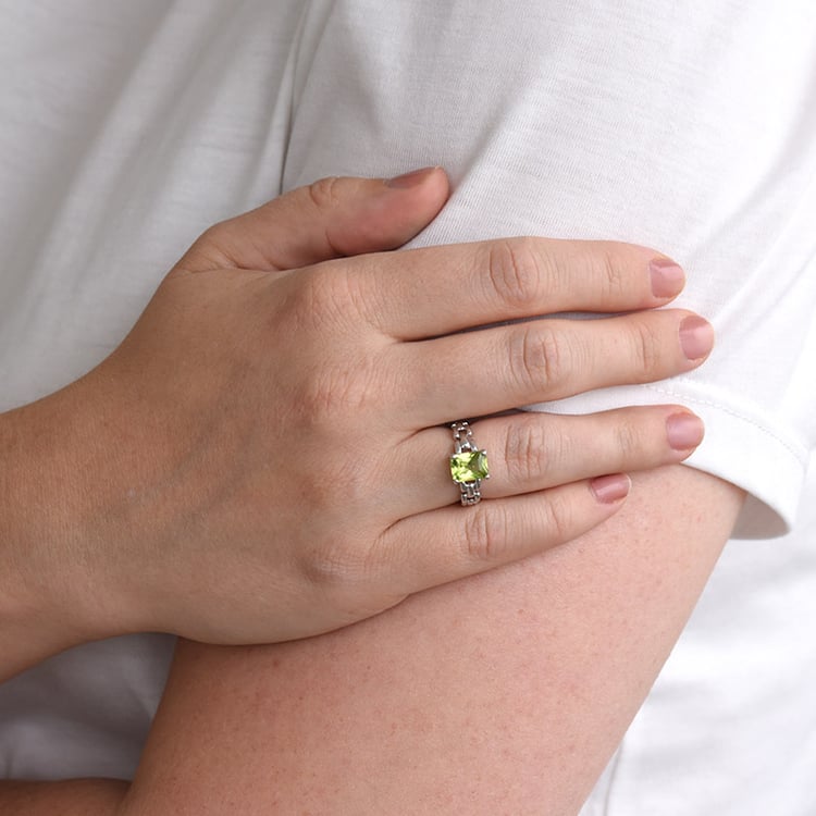 Unikátny prsteň s olivínom 84706