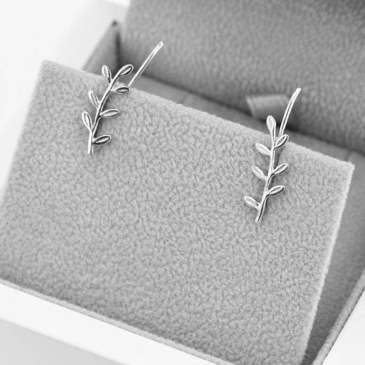 Strieborné náušnice v tvare vetvičky 46735