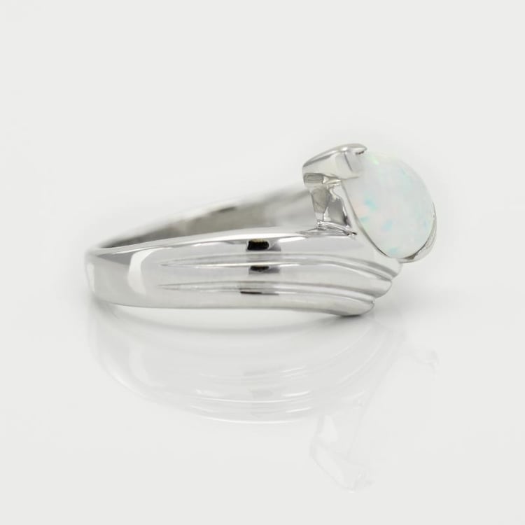 Streibeorný opálový prsteň 15452