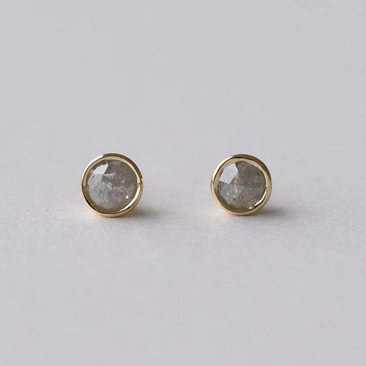 Zlaté bezel náušnice s diamantmi 63355