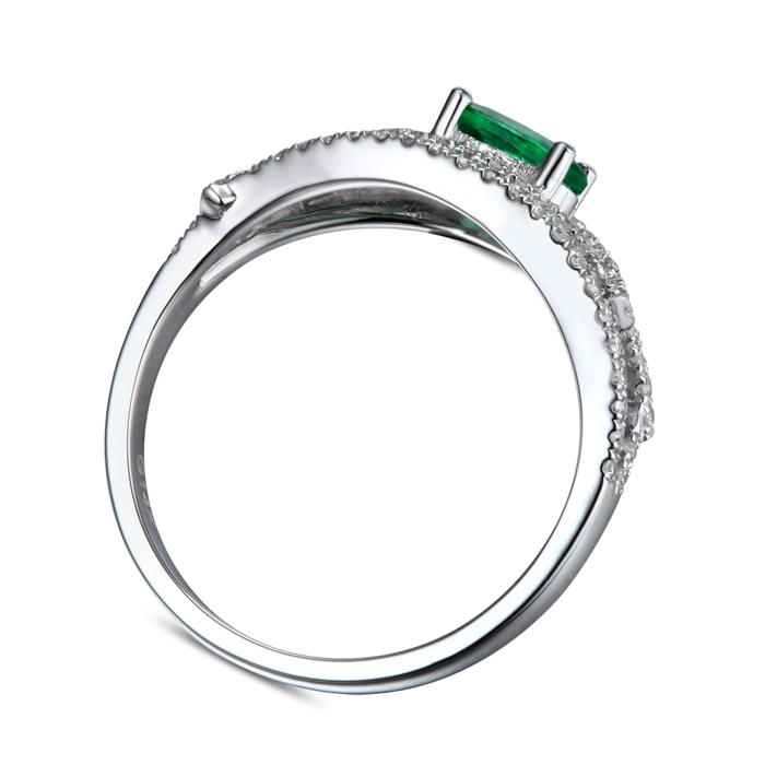 Prsteň z bieleho zlata so smaragdom 3629