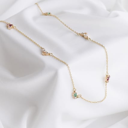 Cluster náhrdelník s farebnými drahokamami Kyrosa