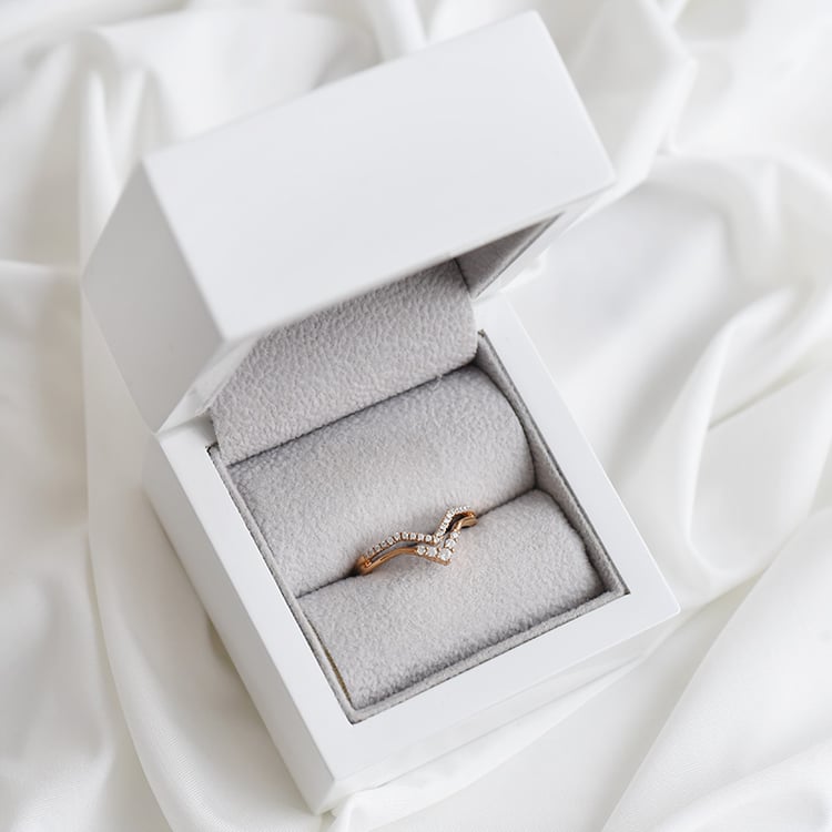 Zlatý prsteň 92740