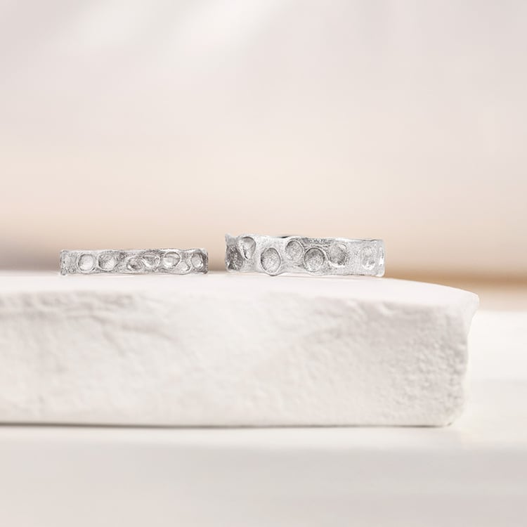 Svadobné obrúčky s atypickým povrchom zo zlata Iris 155647