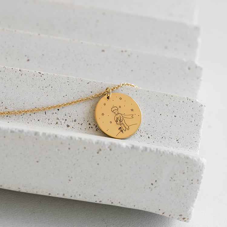 Strieborný prívesok Malý princ s ružou a gravírom 121510