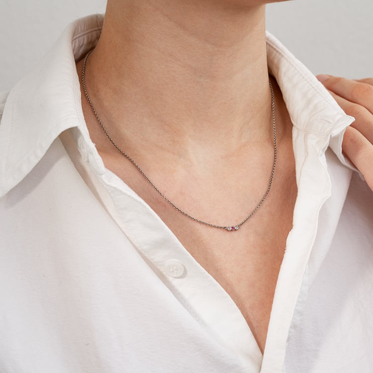 Strieborný náhrdelník s mesačným kameňom, rubínom a bielym topásom Mina 131241