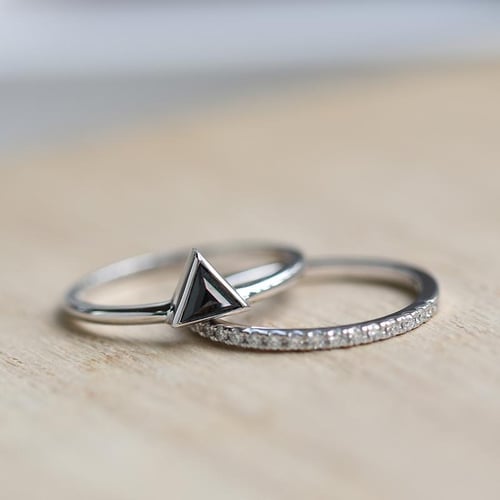 Zásnubný set prsteňov zo zlata s čiernym trojuholníkovým diamantom Adela