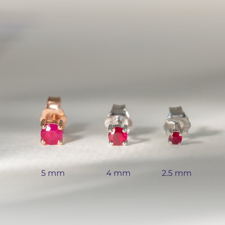 Strieborné náušnice s rubínmi s výberom veľkosti Dalia 120466