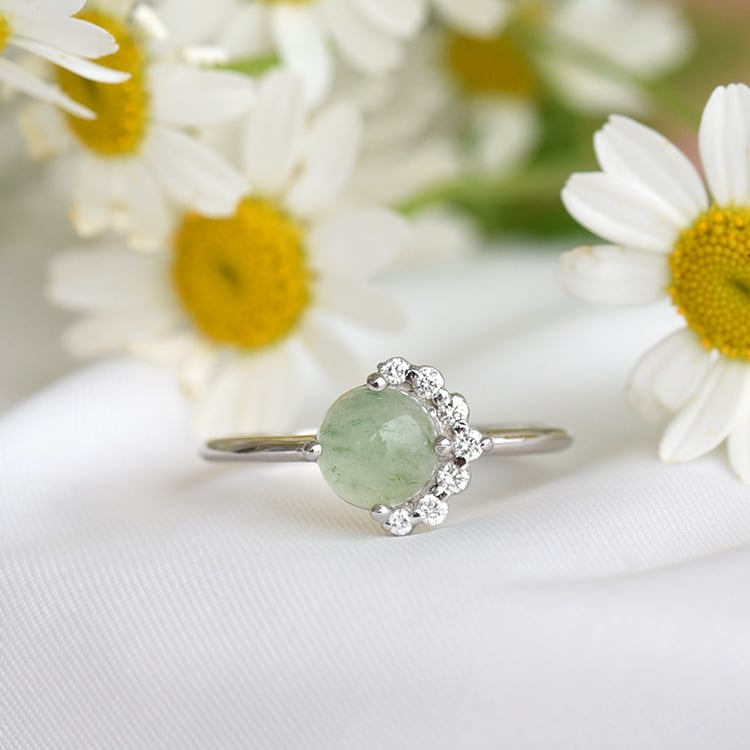 Drahokamový prsteň 82104