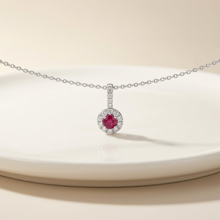 Elegantný prívesok s rubínom a lab-grown diamantmi Harvey 169184