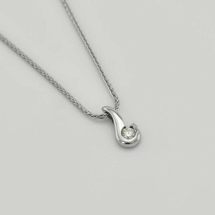 Náhrdelník z platiny 35978