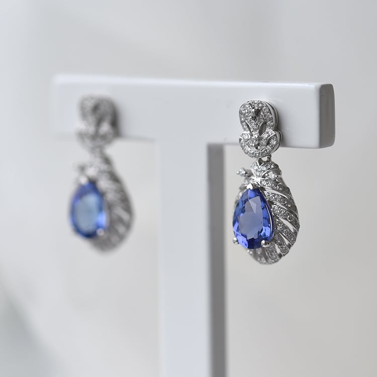 Zlaté náušnice s tanzanitmi a diamantmi Faina 62381