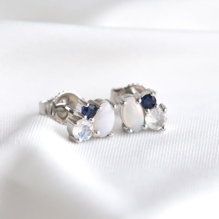 Elegantné cluster náušnice z bieleho zlata 82689