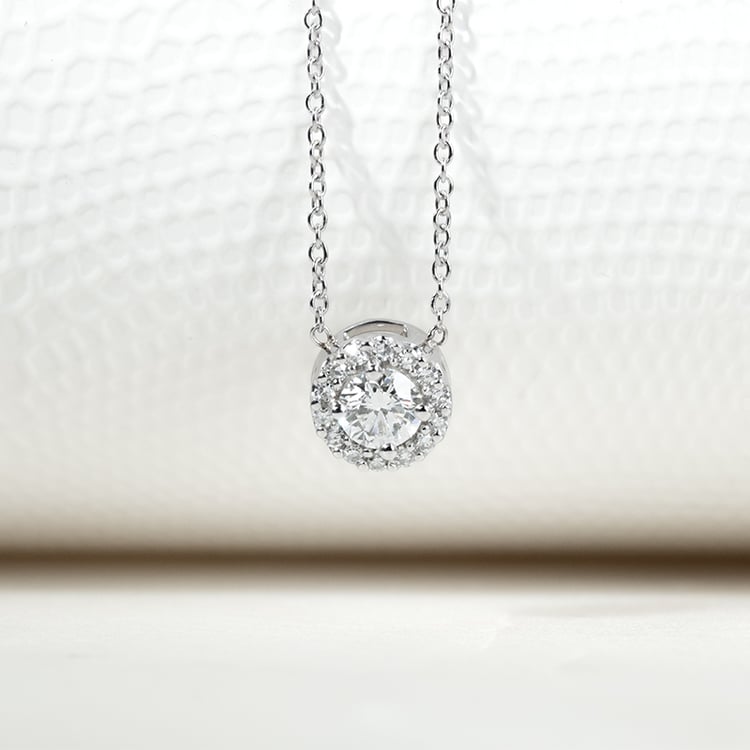 Halo náhrdelník s 0.30ct IGI certifikovaným lab-grown diamantom Usara 131496