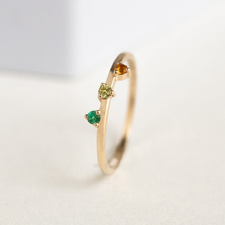 Minimalistický prsteň so smaragdom, olivínom a citrínom Idalia 144672