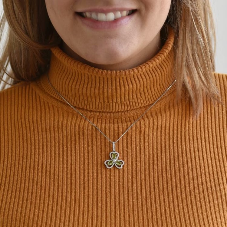 Náhrdelník s olivínmi Alisabete 107824