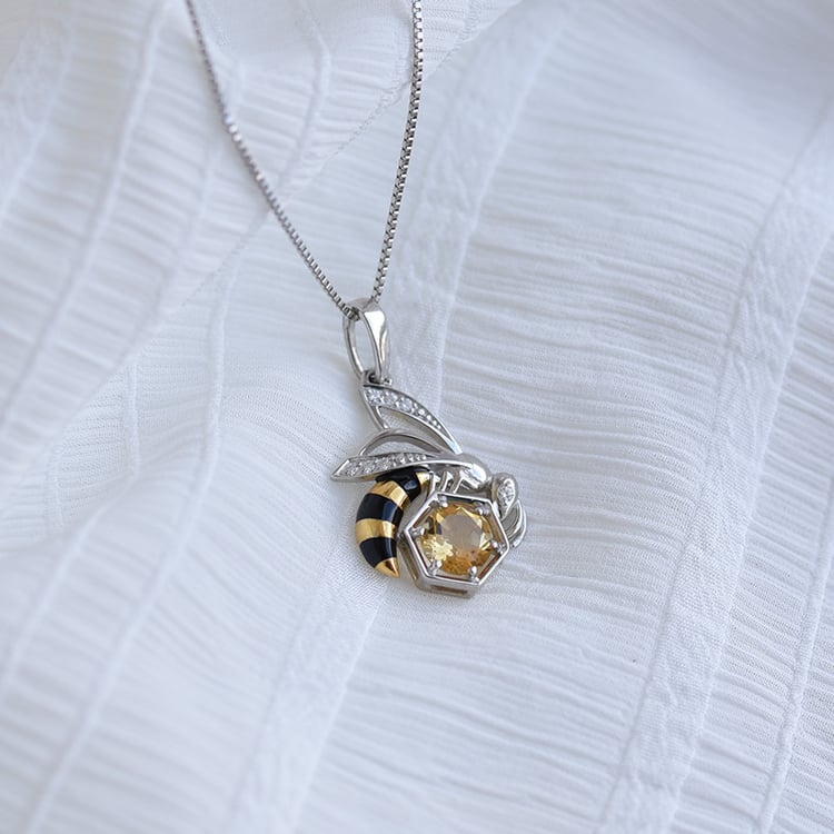 Strieborný prívesok 64056