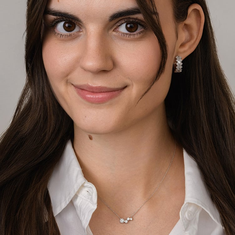 Moderný zlatý náhrdelník s diamantmi Viola 160750