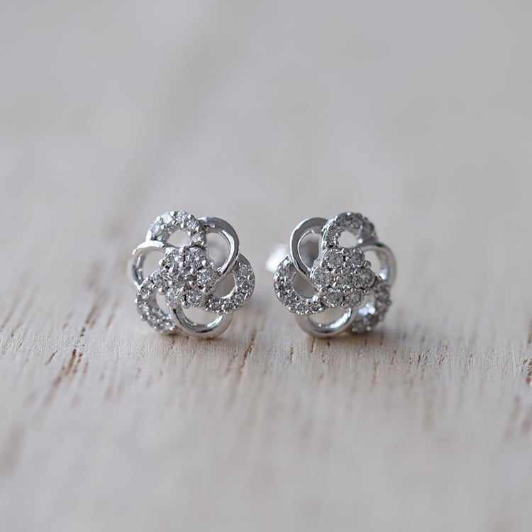 Set diamantových šperkov v tvare kvetu Crisanta 146992