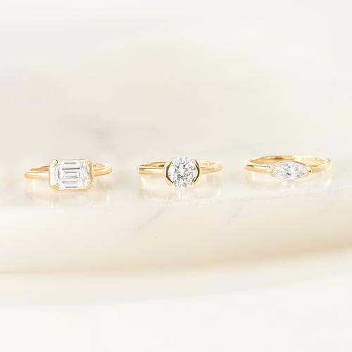 Zásnubný prsteň s half-bezel diamantom Agrippa