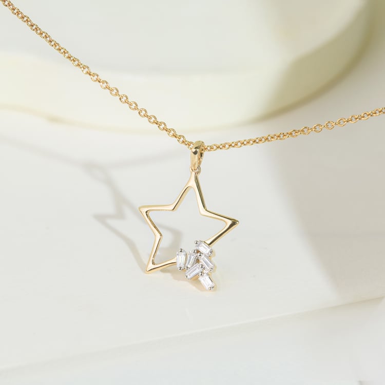 Zlatý prívesok s lab-grown diamantom v tvare hviezdy 164953