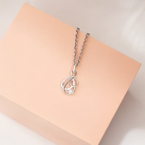 Elegantný prívesok zo zlata s diamantom Ovidia