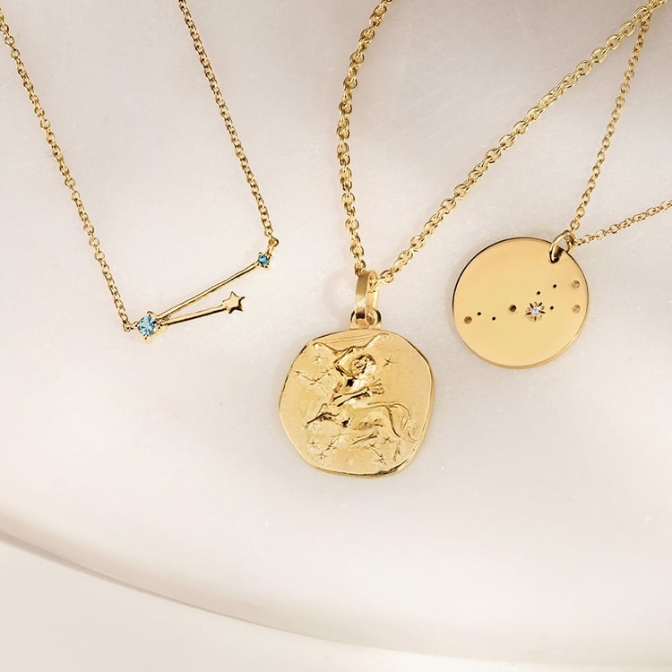 Zlatý prívesok so symbolmi znamenia zverokruhu 161308