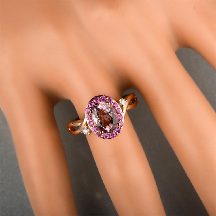 Luxusný zásnubný prsteň 12678