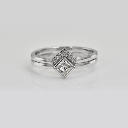 Zlatý zásnubný set prsteňov s certifikovaným GIA 0.19ct princess diamantom Elil