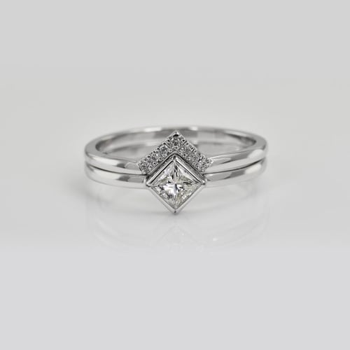 Zlatý zásnubný set prsteňov s certifikovaným GIA 0.19ct princess diamantom Elil