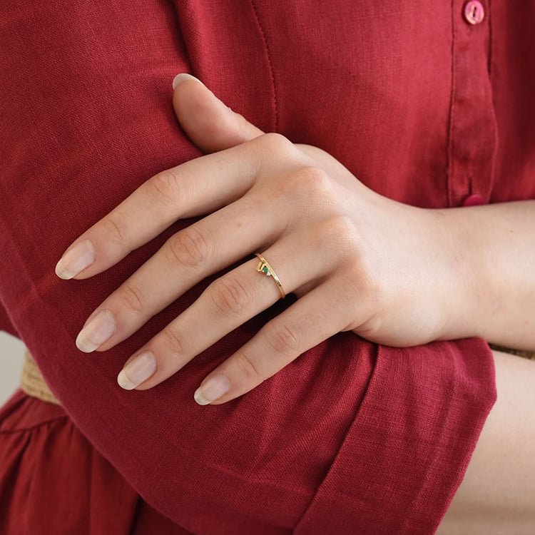 Drahokamový prsteň zo zlata 82019