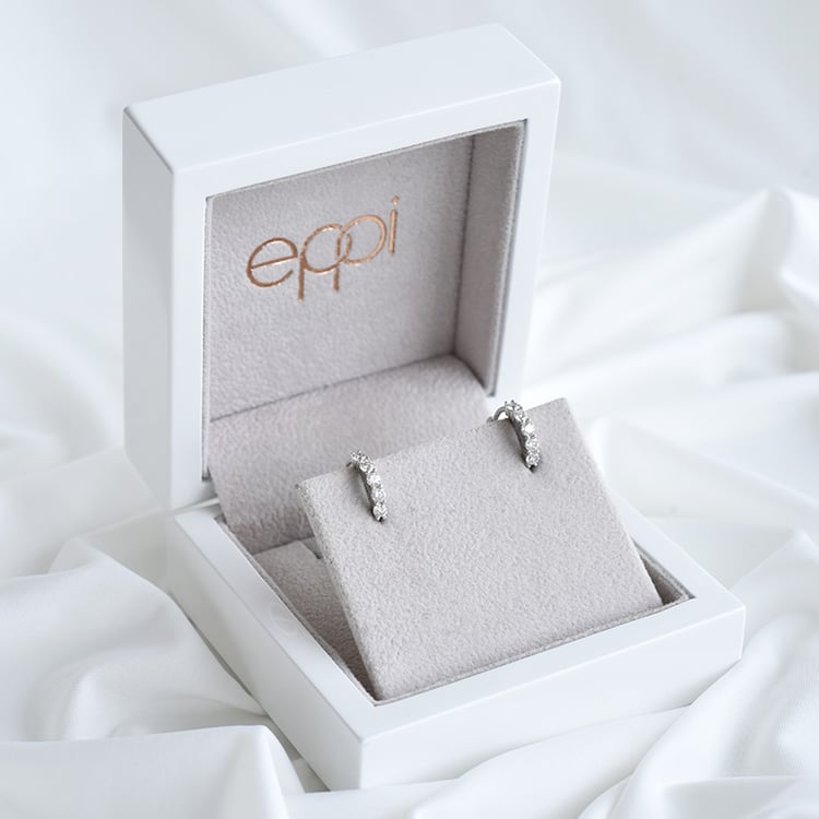 Diamantové náušnice z bieleho zlata 110711