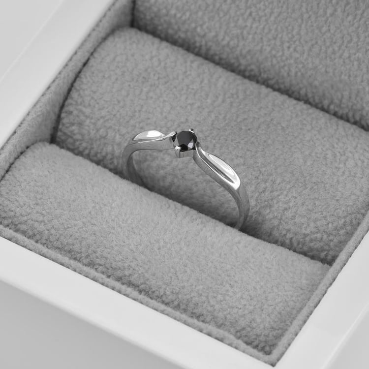 Prsteň s diamantom zo zlata 45346