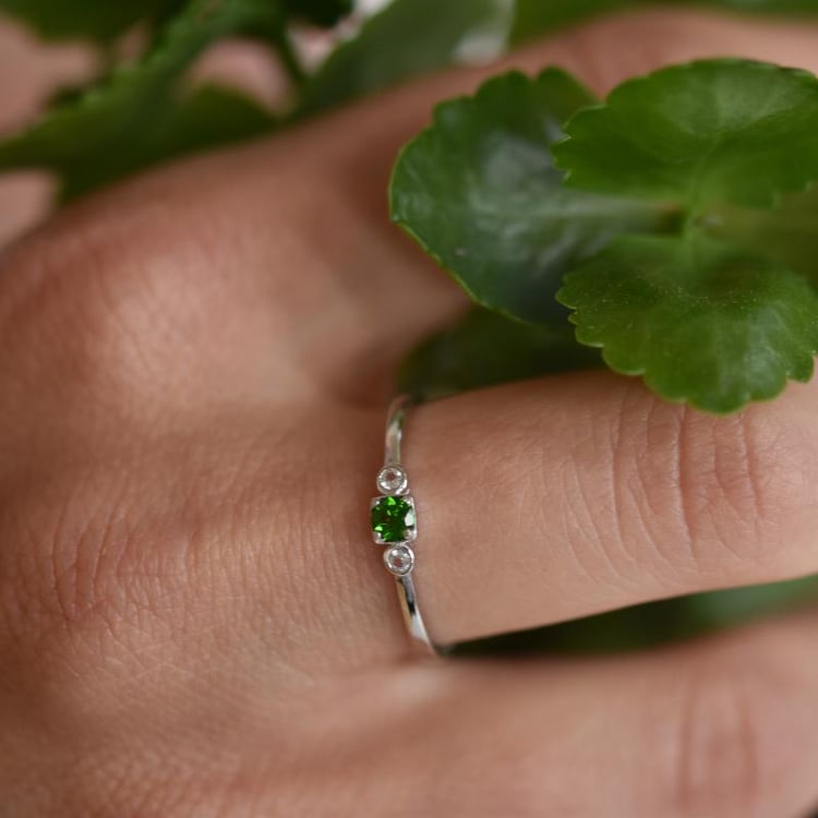 Prsteň zo striebra 21126