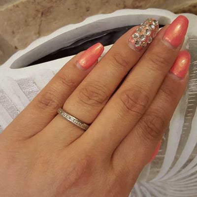 Platinový eternity prsteň