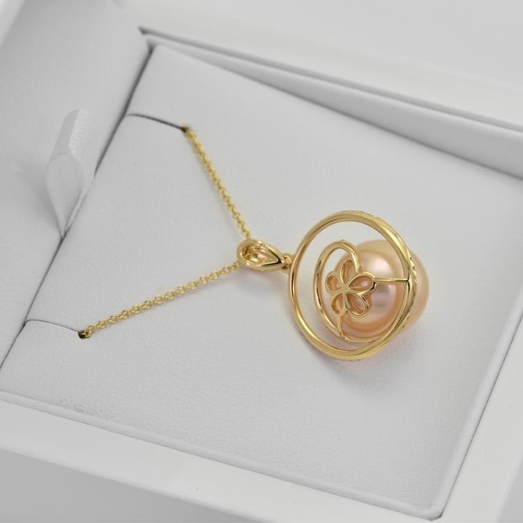 Perlový prívesok 12882