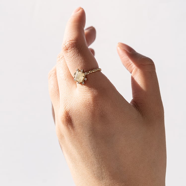 Zlatý prsteň so žltým salt and pepper diamantom Edna 120010