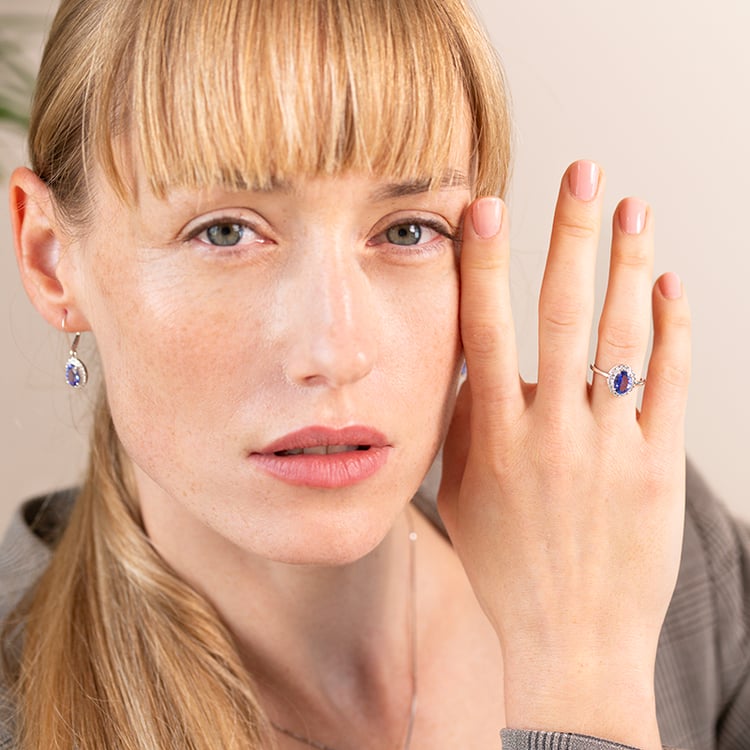 Náušnice s tanzanitmi a diamantmi Caty 147082