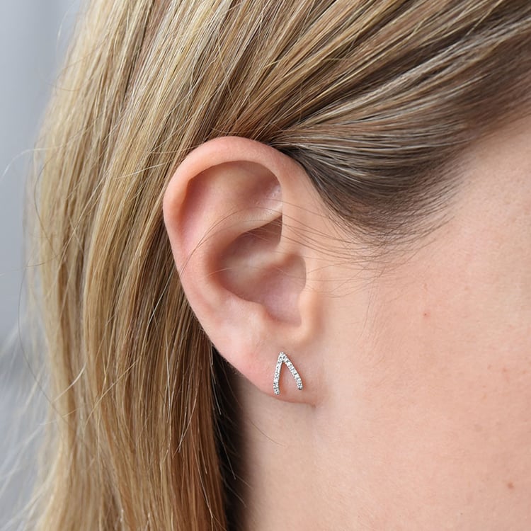 Strieborné náušnice s lab-grown diamantmi Wishbone 104202