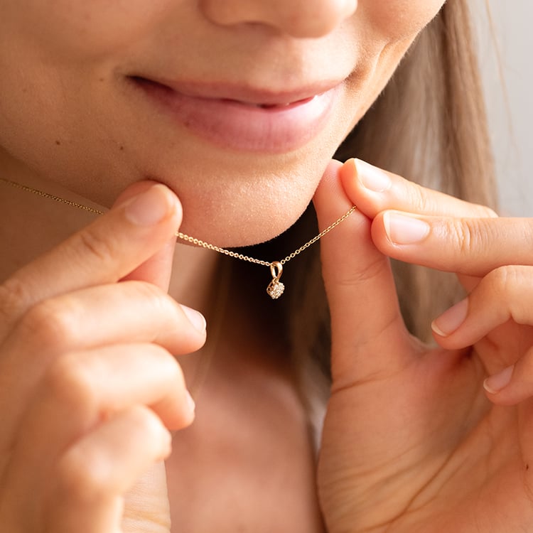 Strieborný prívesok s lab-grown diamantmi Chrisstel 144190